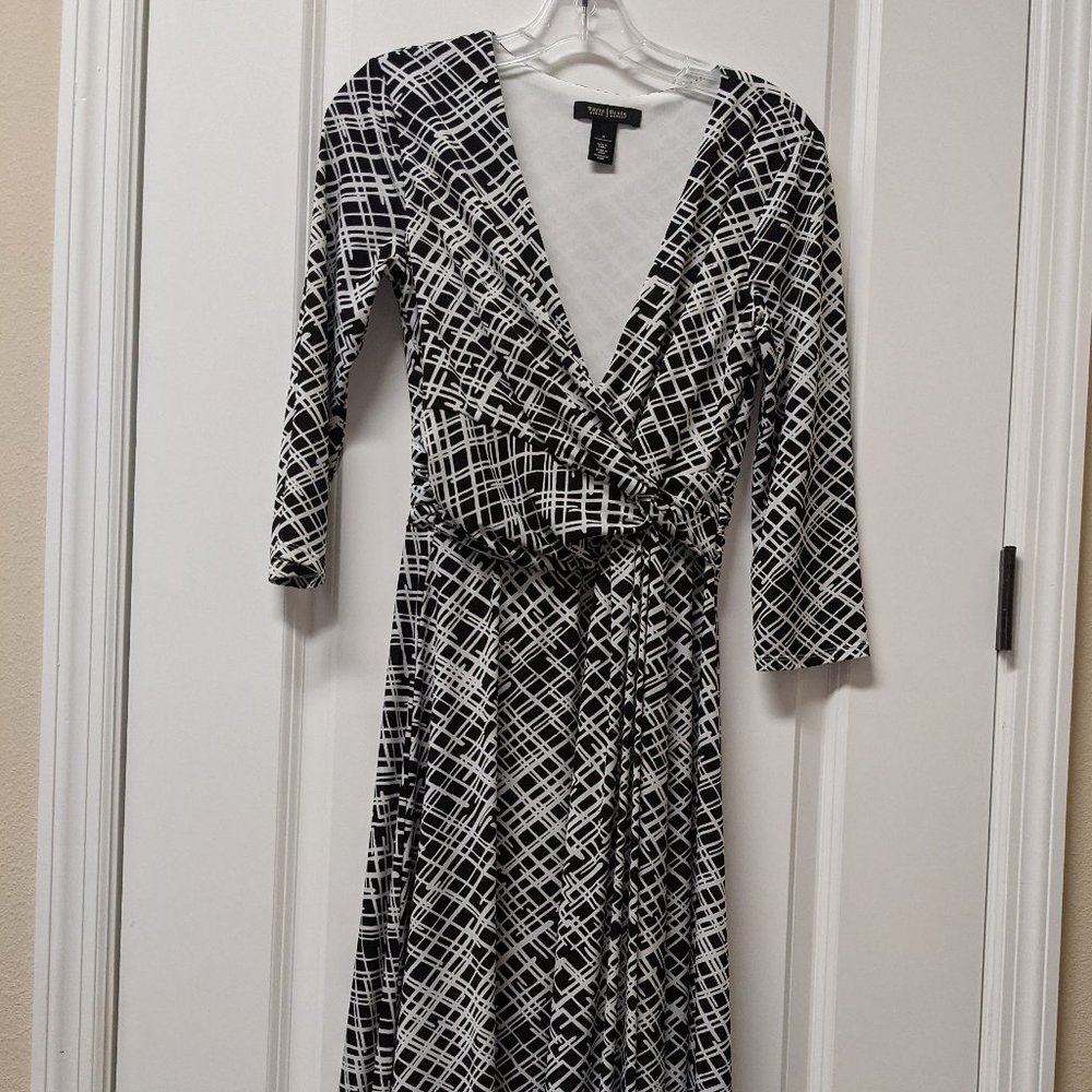 White House Black Market Dress  Size 4 (WHBM)